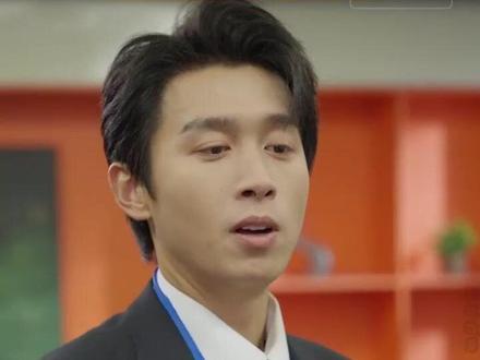 《我的总裁女友是小学妹》