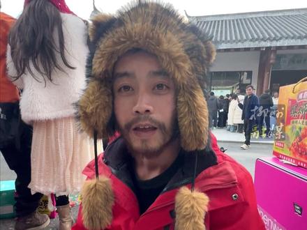 柳州仔韦山挺进决赛,期待他更出色的表现!#新播报 #张家界荒野求生挑战赛 #韦山山 #螺蛳粉 #扣肉