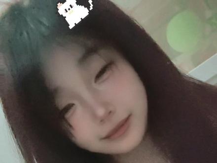 几许人间惊世才,烟花白鹭落两排。#悬浮球#李太白