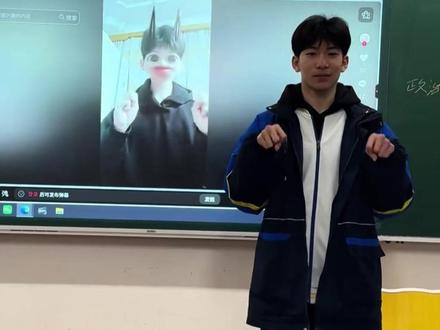 感觉要见证更多的古早音乐复兴 #雷霆手势舞 #有种生物叫大叔 #亡命摇 #慢摇 #魔性