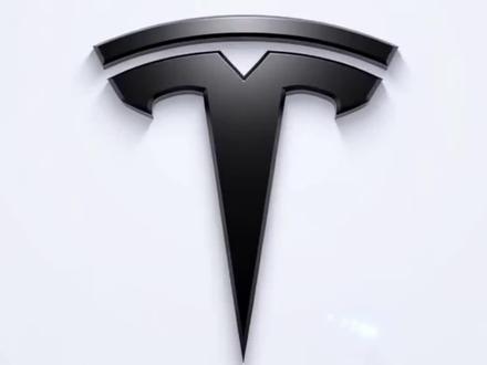 满血版FSD第三季度真的要来了?
#特斯拉 #特斯拉FSD #Tesla ##智能驾驶