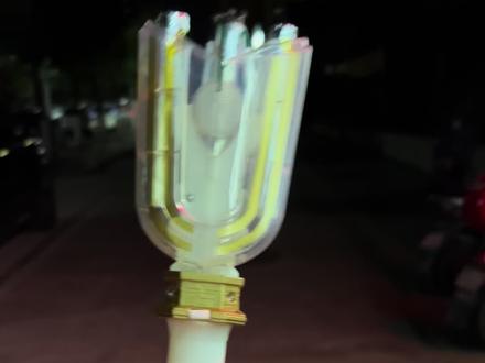 玩过了,现在变成迪迦了。
#神光棒 #迪迦 #烟花