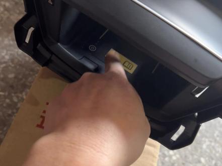 本田雅阁,十代雅阁,英斯派,无线充电#无线充 #三水华哥 #十代雅阁 #英仕派 #英斯派 #雅阁