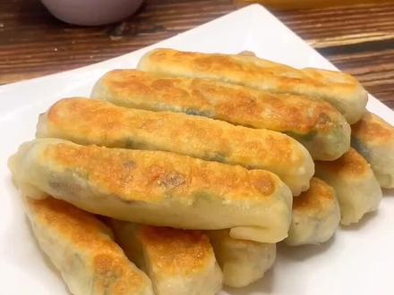 面皮酥脆,馅料鲜香,褡裢火烧你一顿能吃多少个😁