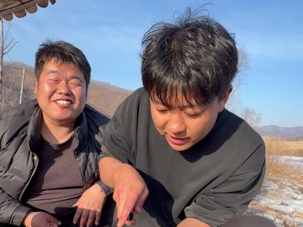 金黄酥脆的土豆裹着米饭,外酥里香 #我的乡村生活 #烤土豆饭包