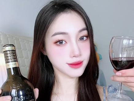 仪式感~如红酒蕴藏 享受微醺时刻#卡斯特#红酒#红酒分享