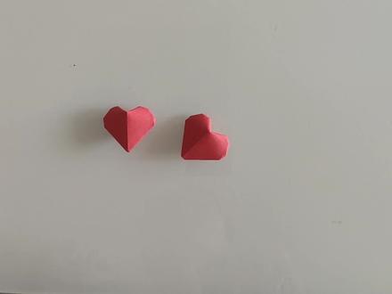 手残党也能折出好看的爱心,折999个送女朋友! #立体爱心 #爱心简单折法 #送女朋友的礼物