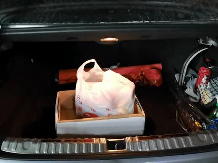 秦plusdmi自己换尾箱灯,不到3块钱,比原来的亮多了