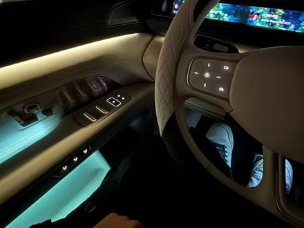 国内30-40w最有氛围感的车 谁反对?
#氛围感 #氛围感车内饰 #蔚来 #es8 #圣诞节的仪式感