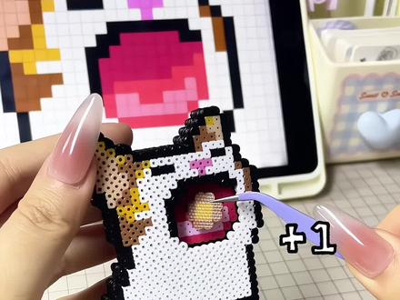 🐱用拼豆做pop猫可喂食机关~ 超好玩的喂食机关等你get!#拼豆 #拼豆豆 #pop猫 #拼豆图纸 #诚实一口烘焙猫粮