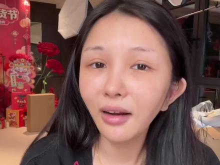 婧婧妹妹的工资全花成毅身上了,是成毅的小迷妹#何婧婧 #情感分享 #追星