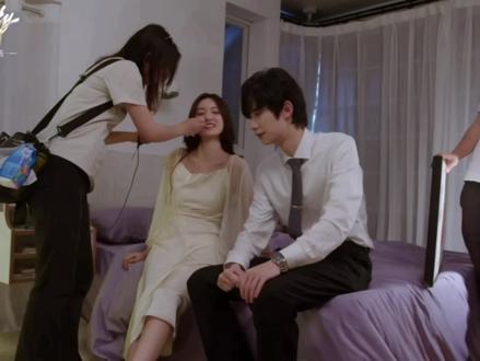 哥嫂结契吻花絮来啦#王一钧 #高维蔓 #炽热吸引