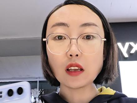 荣耀手机屏幕变色怎么调整回来#手机使用技巧 #荣耀500