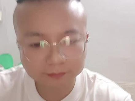 请问男人是不是应该有男人的样子,一个跟了你六年的女人,你怎么能让她哭#一夜夫妻百日恩#爱恨情仇 #男人的担当#龙龙带三娃
