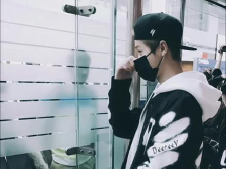 和我对线的时候 知道自己抬咖了吗#鹿晗