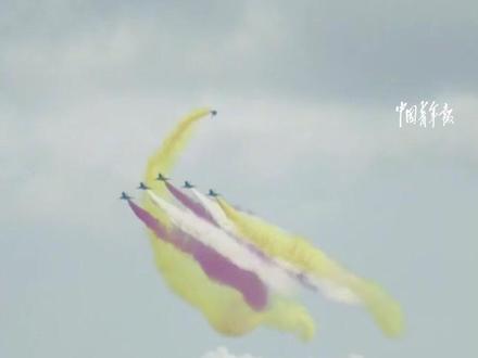 空军八一飞行表演队完成第十届新加坡航展检验性飞行!