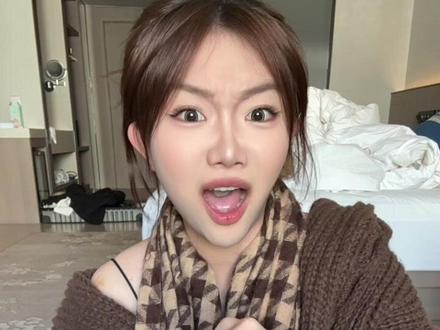 就吃就喝没钱就赊 #美女 #萌萌哒#就吃就喝没钱就赊