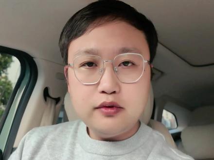 星途凌云开门会自动P挡。
第一,在车辆静止状态下的首次启动后解开安全带,打开车门,松开手刹可以激活自动p挡
第二,在行驶中超过15KM/h之后,功能会再次被激活。
#关于汽车的经验之谈 #星途凌云 #星途汽车 #星途 #奇瑞