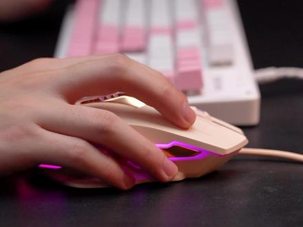 三十几的鼠标也能这么好用,颜值高手感好,还有4档DPI调节#英菲克pw5 #鼠标