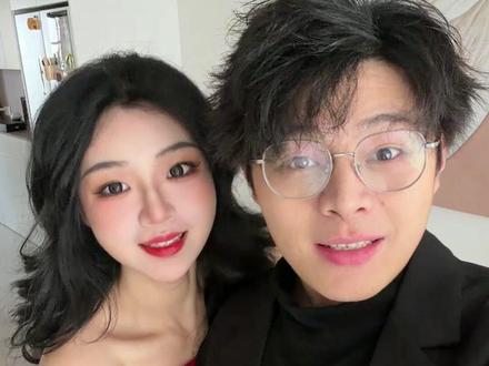 当我用洗衣机拍情人节专属唱片封面,就会得到... #情人节 #情侣拍照 #拍照教程 #抖音摄影美学大赏#影石GOultra