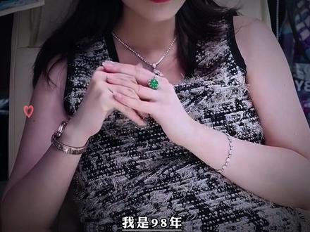 年入百万女主播的困惑:该换保时捷,还是攒钱开奶茶店?