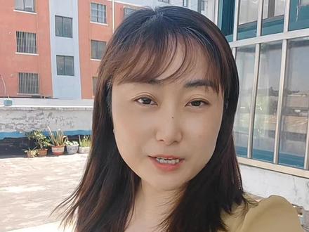今年的假期好多啊,春天多了春假,以前从来不放假的六一儿童节,今年不满14周岁的也要放假一天,姐妹妹,你们那边孩子放六一儿童节的假吗!#六一儿童节 #80后三宝妈妈 #禹城宋敏在齐河