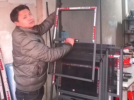 金刚网易拆洗三节纱窗,拆装非常方便。#金刚网纱窗 #支持定制各种款式及尺寸