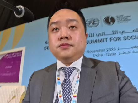 去联合国开会,其实并不是那么光鲜亮丽,每天就像“赶场”一样