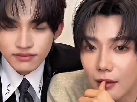 #云熠 熬了个夜又去翻看之前的直播
发现一切都是有迹可循#绝配 #云旗 #郝熠然 #演唱会