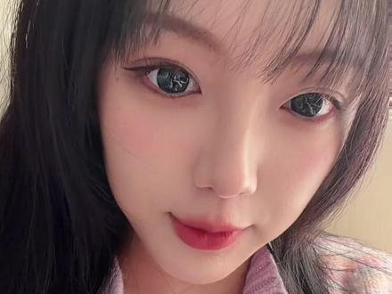 我要验牌 给我擦皮鞋!! #语音评论区有多搞笑