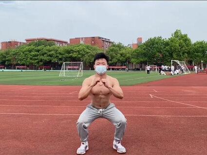 被大体重困扰的小伙伴一定要知道的方法,保护膝盖关节得同时然后高效远离大肚腩#居家锻炼 #瘦肚子 #瘦 #减脂