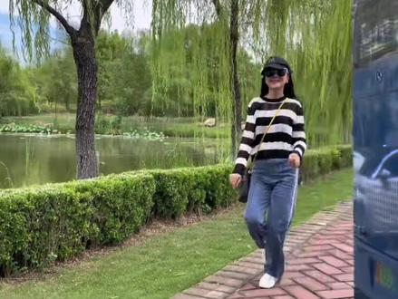 教你制作公交车无缝转场#手机摄影 #剪辑教程 #无缝转场