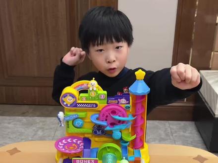 蛋仔派对的闯关大冒险你过关了吗? 山姆的新品蛋仔派对的闯关大冒险真的是动手又动脑,非常考验孩子的反应和手眼协调能力,还有好玩的灯光音效,沉浸感十足,送人和自用都很不错~#山姆蛋仔闯关玩具 #小学生礼物 #新年礼物 #手眼协调