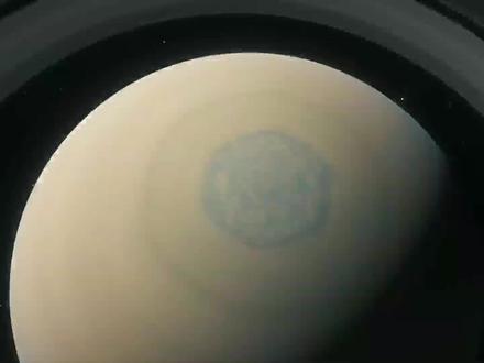 如果强行闯入土星,会看到什么时候?能活多久?#探索宇宙 #地球 #土星光环 #土星六边形风暴 #硬核知识局