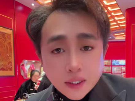 机器人板块值得关注 个人观点仅供参考,不要让操作迷失方向,客观的就观察行业发展前景#泛财经#股票 #金融#财经 #机器人