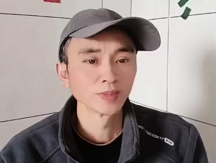 午休时间抽空揭秘#瓦工真实收入 #装修贴砖避坑 #瓦工干活日常 #揭穿装修谣言