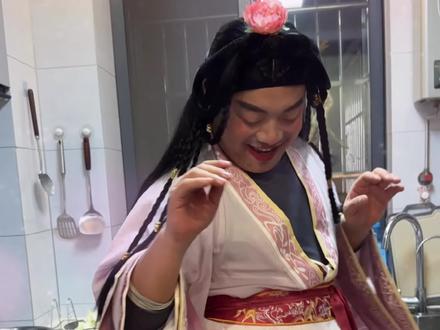 姐妹们,答应你们的#如花~他来了…🙀#快来围观 #笑到肚子疼 #哈哈哈哈哈哈我要笑死了 #搞笑