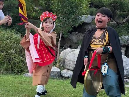 大王叫我来巡山 抓个和尚做晚餐 这山间的水 无比的甜 只羡鸳鸯不羡仙#西游记 #搞笑 #搞笑视频 #热门 #萌娃