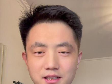 别用抢票软件,别当韭菜 火车票抢票,不如直接用铁路12306的候补购票功能。各种抢票软件,没什么用,所谓加速包、人工监督余票、24小时专人帮抢,等,都是割韭菜!!!别花冤枉钱,去买这些加速包,都是贩卖焦虑。
今年用抢票软件抢火车票,被12306技术识别出来,可能反而还抢不到!#春运 #火车票 #抢票 #过年 #回家