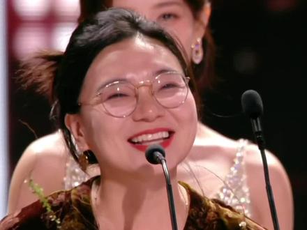 尖叫之夜上,刘宇宁、李一桐凭《书卷一梦》获奖,主创团队用“他们值得”表达对两位演员的认可。#刘宇宁#李一桐 #书卷一梦