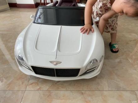如何更换儿童电动车电瓶
更换儿童汽车电瓶