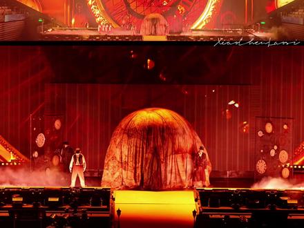 2.7坤音Q跨万马奔腾新春演唱会
岳明辉solo 《被藏起的一页》
舞台fo+大屏契合版 舒适观赏~
ps.画质党 某📕某B 同名可搜:小陳老斯
#演唱会 #岳明辉 #oner岳岳 #坤音2026家族演唱会 #被藏起的一页