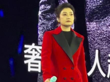 乌蒙山连着山外山!#杨魏玲花 #玲花 #凤凰传奇玲花 #凤凰传奇 #奢香夫人