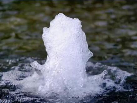 泼水成冰需要多少度
#科普一下 #冷知识 #科普