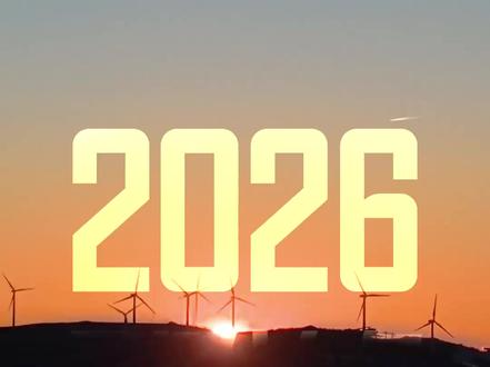 【2026是个什么年】 2026,是十五五开局之年,也是红军长征胜利90周年,接续奋斗,走好我们这一代人的长征路。为拼搏和热爱喝彩,每一个人都是主角,新的一年,也会是我们的成长年。来源:人民日报微博