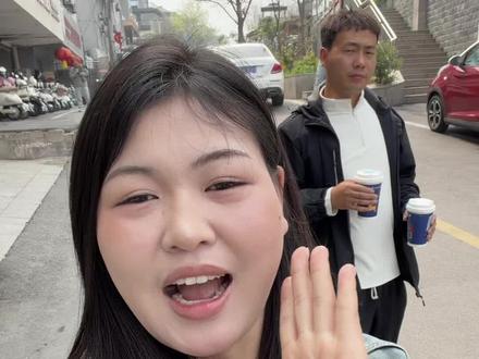 回家的路上 路过徐州 来品尝徐州的美食 到了徐州真是开了眼界 所有的美食都聚集了😂徐州真好 下次还来✌️#日常分享 #徐州 #农村生活 #我的乡村生活 #记录真实生活