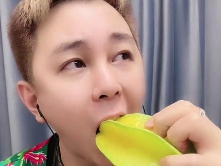 杨桃到底是酸的还是甜的 #腾岩美食测评 #测评 #打假 #杨桃