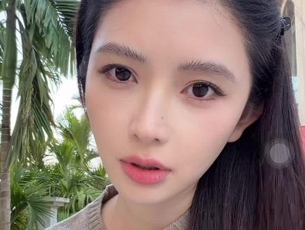 阿爆方圆方头明蔡文姬泽几都在海南爆家聚餐,现在在直播,快去看!!!❤️❤️❤️❤️#方圆#阿爆#方头明#华南f3 #直播录屏分享