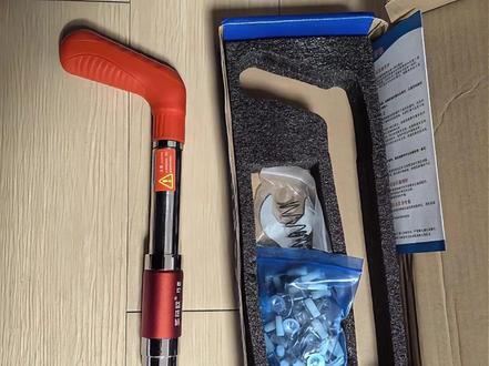 【迷你神器】圣帝欧巧匠全钢迷你消音可调威力款炮钉枪#钉枪 #工具 #五金工具 #钉枪推荐 #消音钉枪