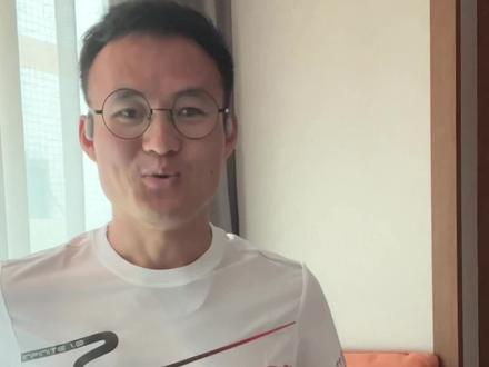 厦门的完赛包开箱来了,看看到底有什么惊喜。我很满意厦门马拉松这样的完赛包,里面的东西真的很实用,那我们就一起来看看有哪些。
#厦马星推官
#v跑体验官
#共创中国跑者
#韶音运动耳机
#GreyRunning